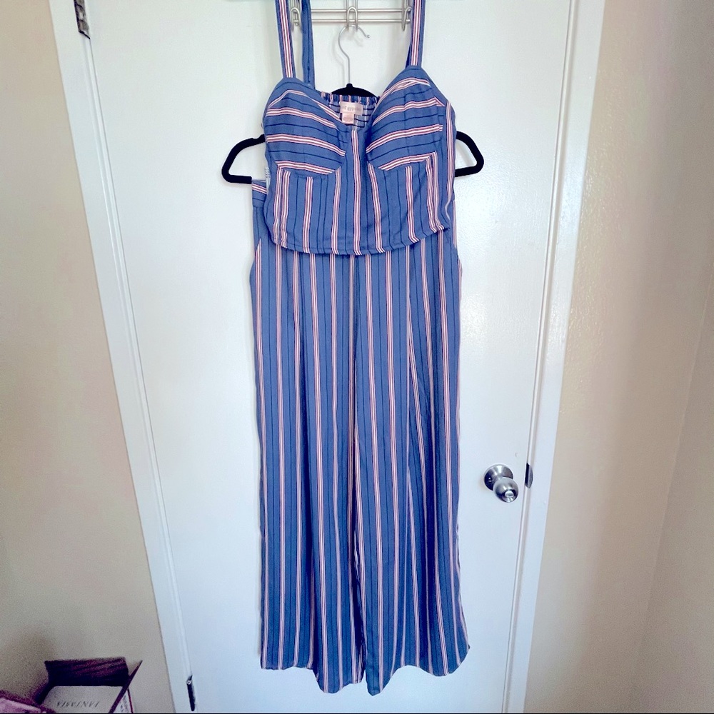 Pinstripe 🪡 Pant and Crop Top Set